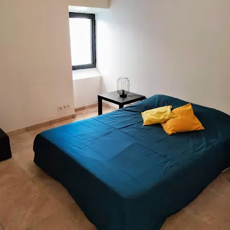 Gite De Charme Au Coeur De Avec Terrasse Apartment *